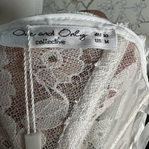 NWT One And Only Collective Cocktail Dress Sz M Lace Corset Top‎ Tie Up Straps - Picture 8 of 10